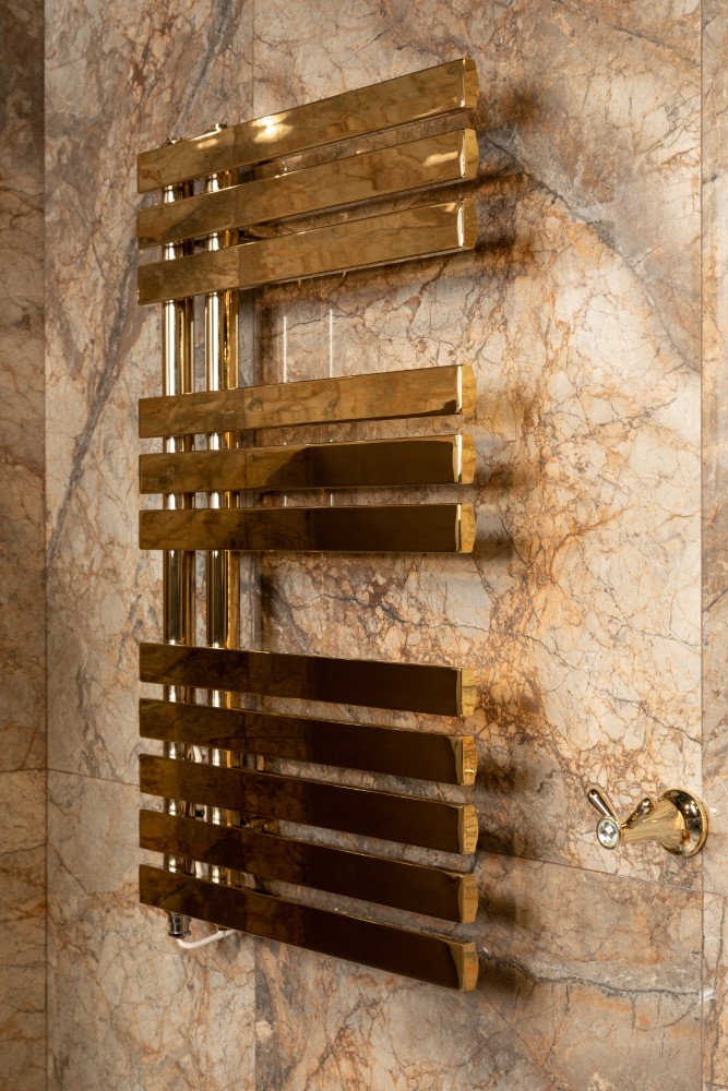 Полотенцесушитель электрический VENTURO GOLD 721-G