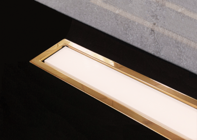 Линейный трап 300 мм PESTAN Confluo Premium Line Gold With White Glass 13100088